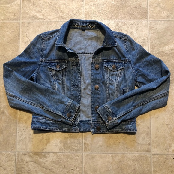 American Eagle Outfitters Denim - American Eagle Outfitters Jean Jacket size M